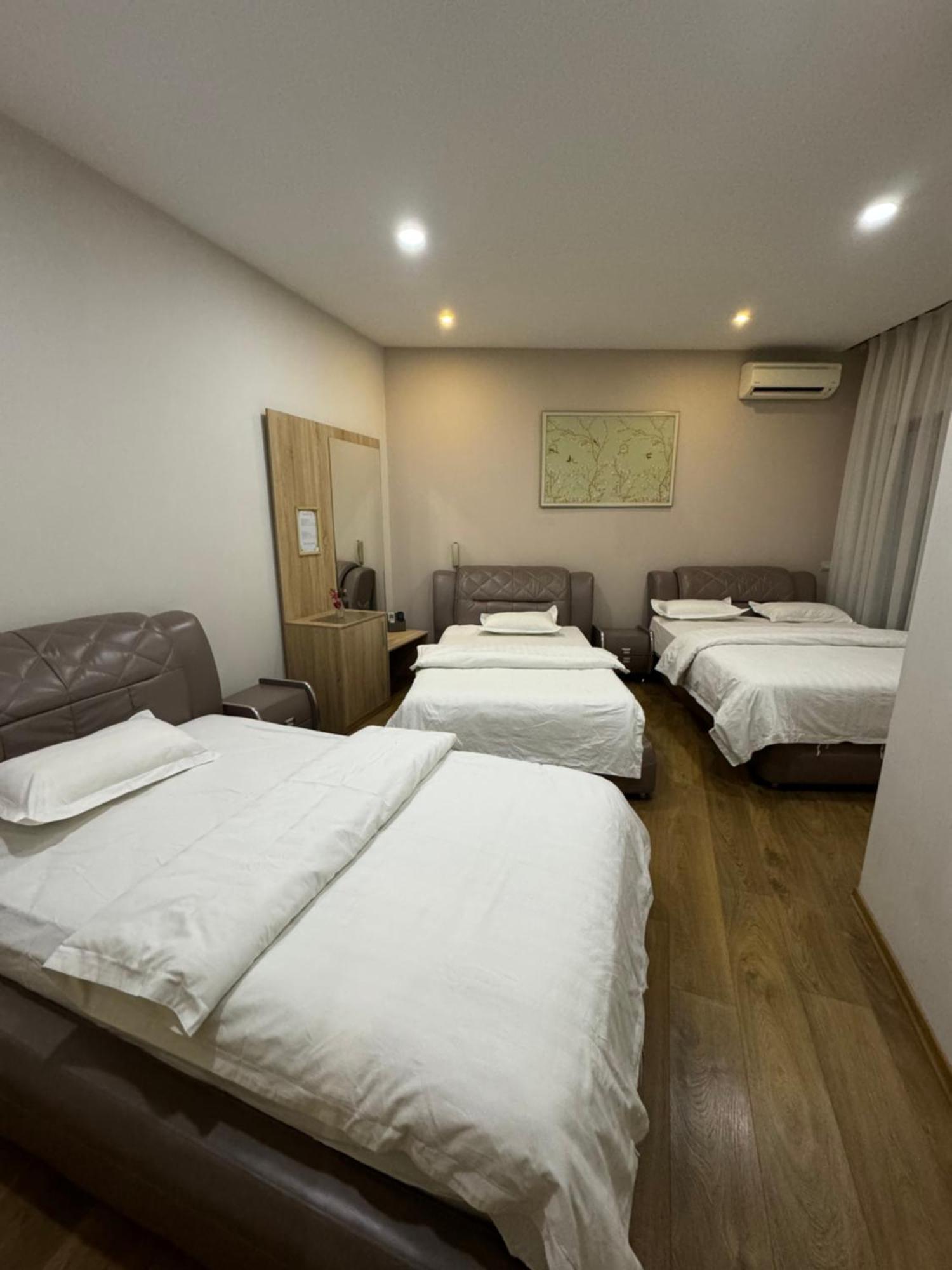 Park Hotel Tirana Yzberish Экстерьер фото