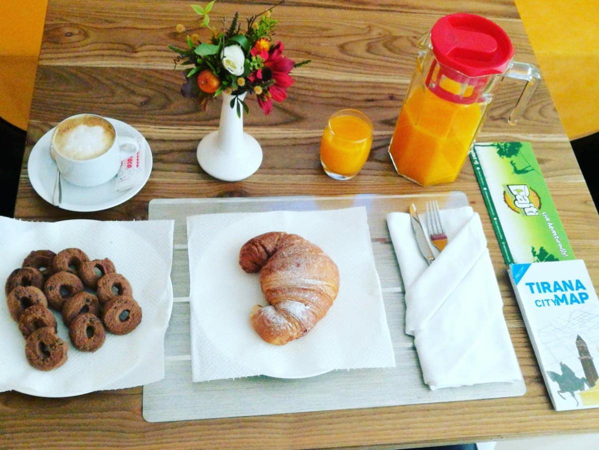 Park Hotel Tirana Yzberish Экстерьер фото